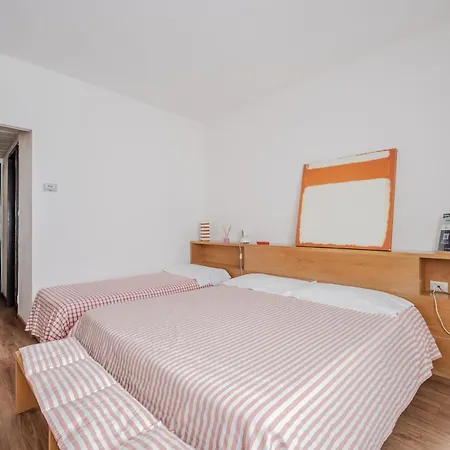 Hotiday Collection -