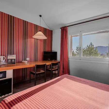 Hotiday Collection - 사르자나