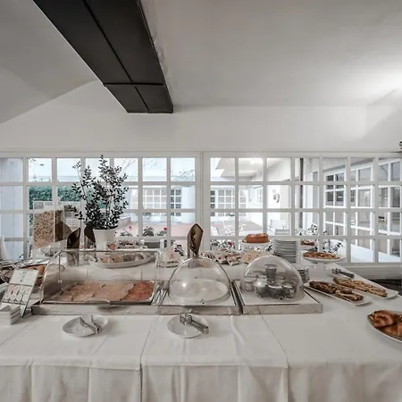 Hotiday Collection - 4* Sarzana