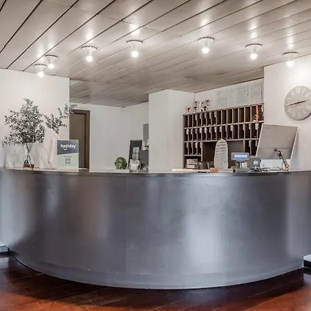 호텔 Hotiday Collection - 사르자나