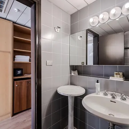 Hotiday Collection - Hotel Sarzana