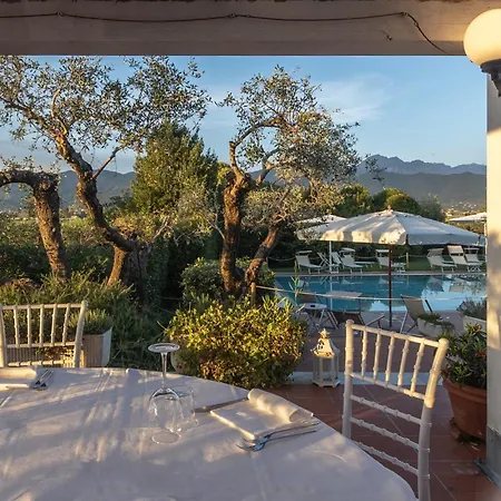 Hotiday Collection - 호텔