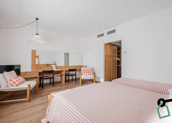 Hotiday Collection - Hotel 4*